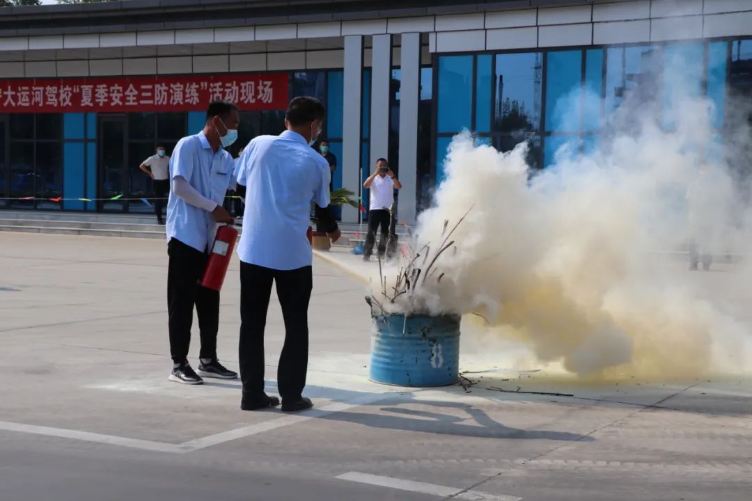 【濟(jì)寧大運(yùn)河駕校】未雨綢繆！夏季安全“三防”演練順利舉行，提升應(yīng)急救援能力！(圖1)