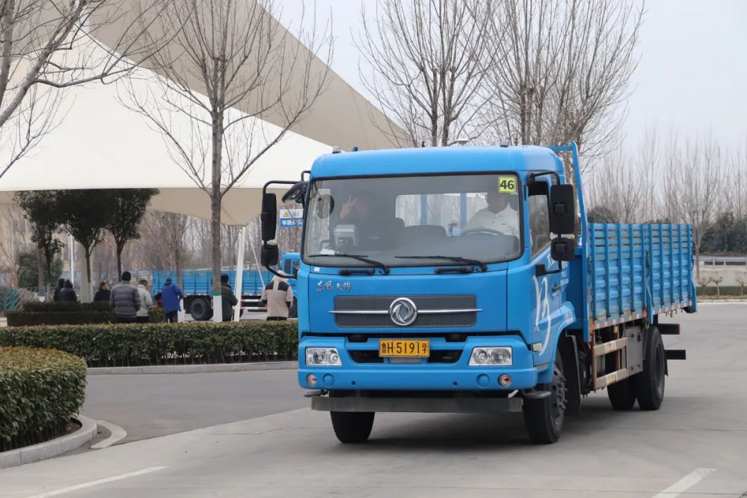 【濟(jì)寧大運(yùn)河駕校】大車“直通班”全新升級(jí)，設(shè)備車考試訓(xùn)練！(圖2)