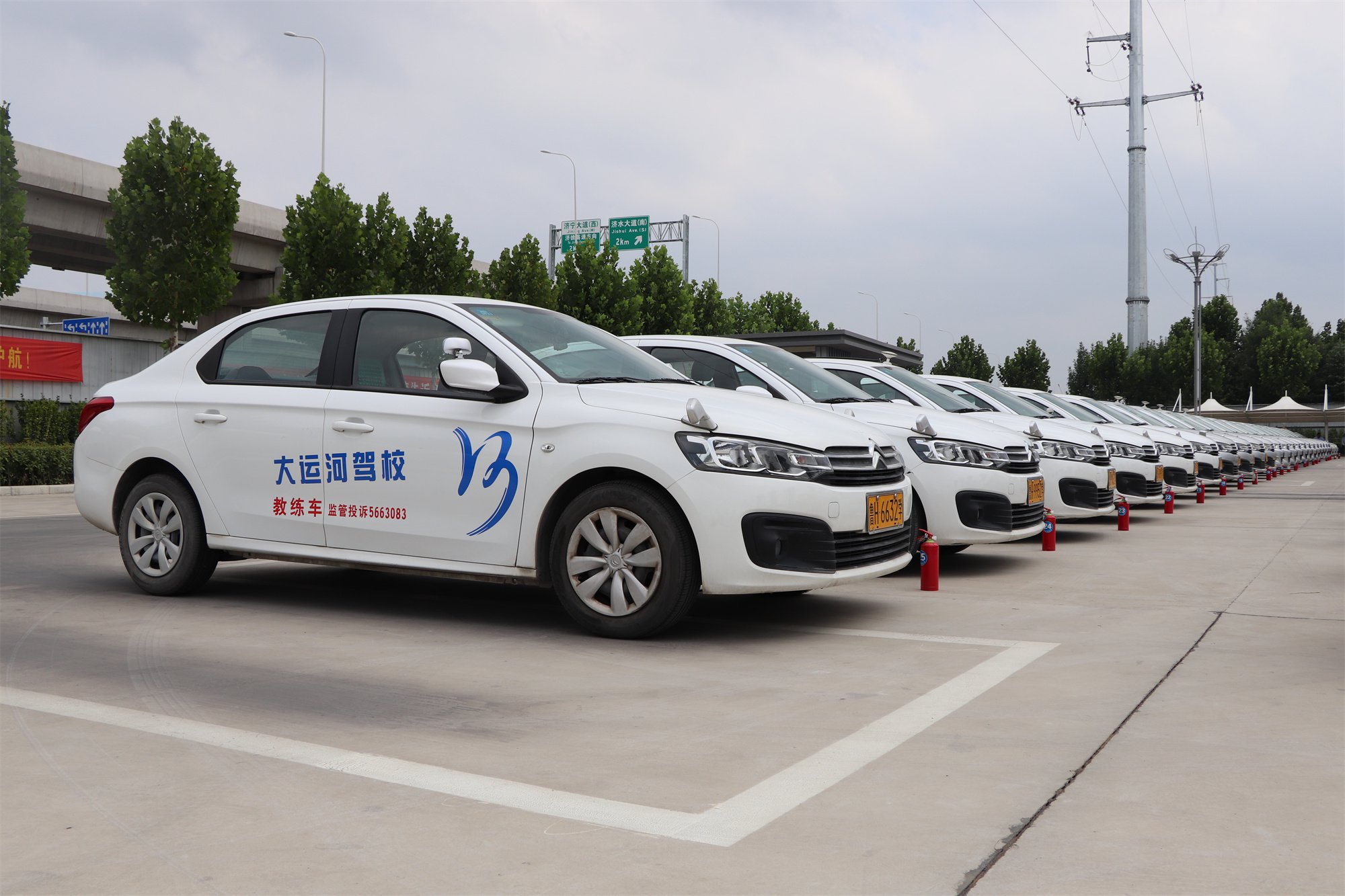 【濟寧大運河駕校】學(xué)車必知 | 如何培養(yǎng)“車感”(圖4)